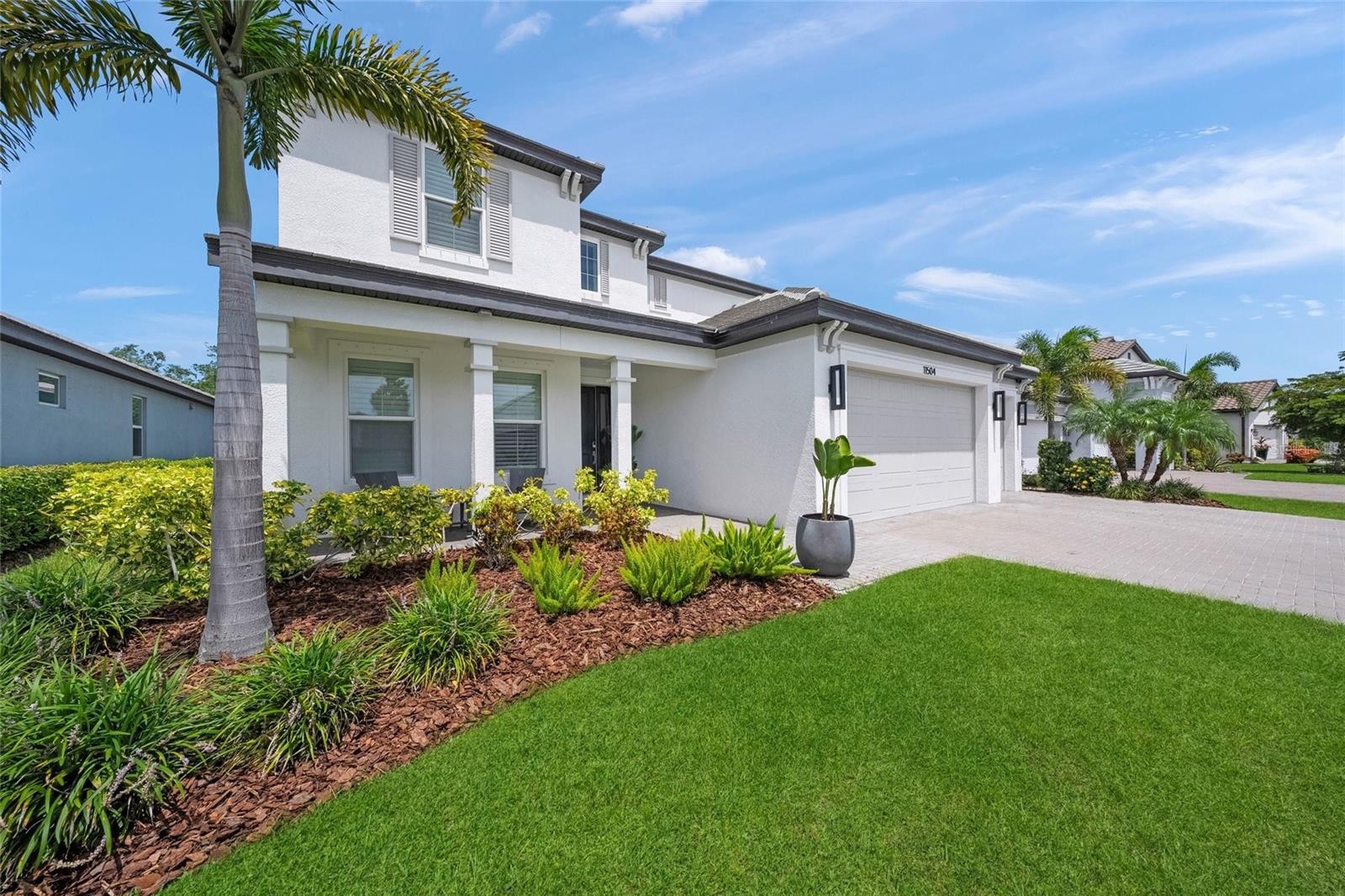 11504 APPLE TREE CIR