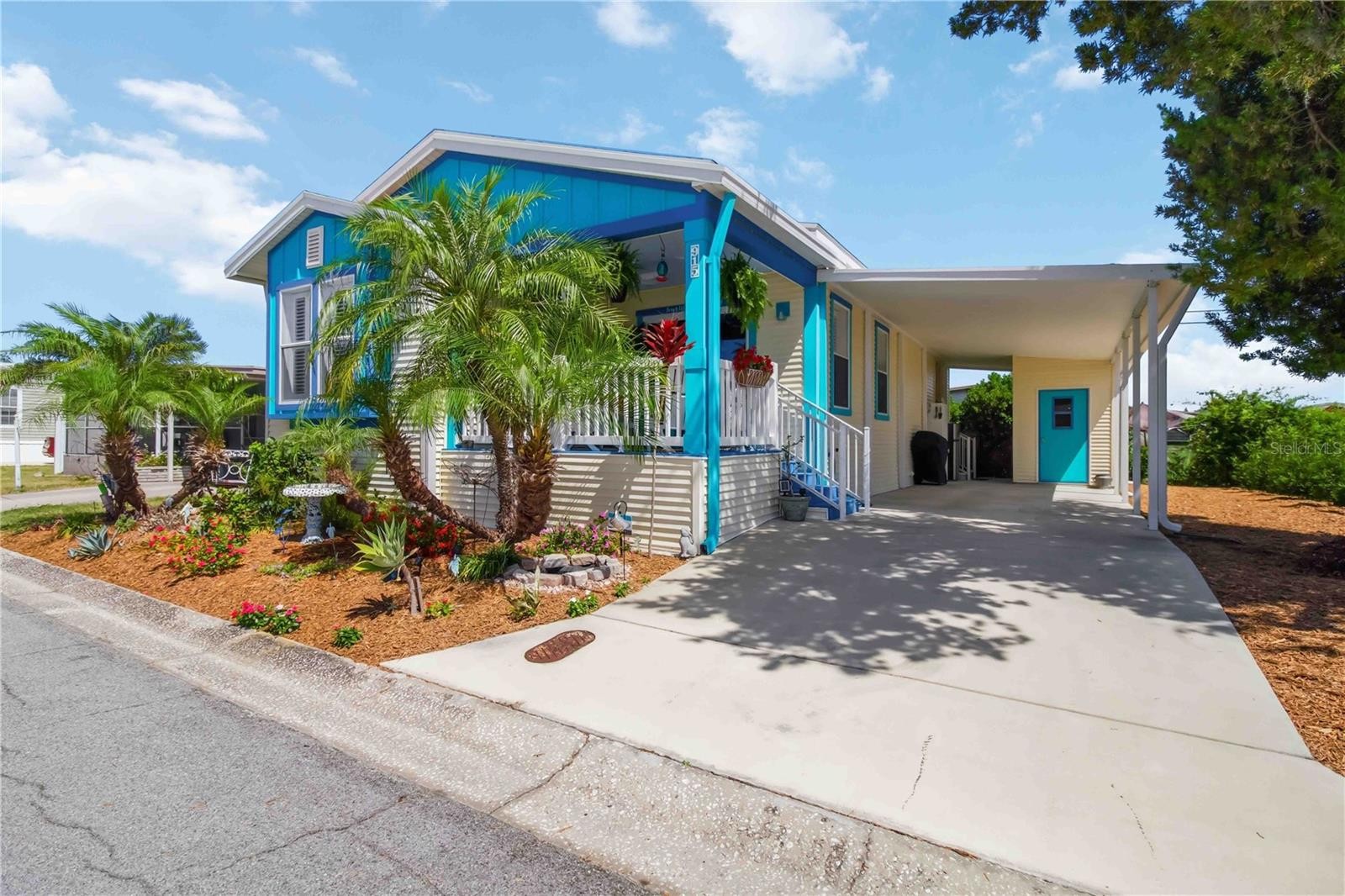 915 50TH AVE W