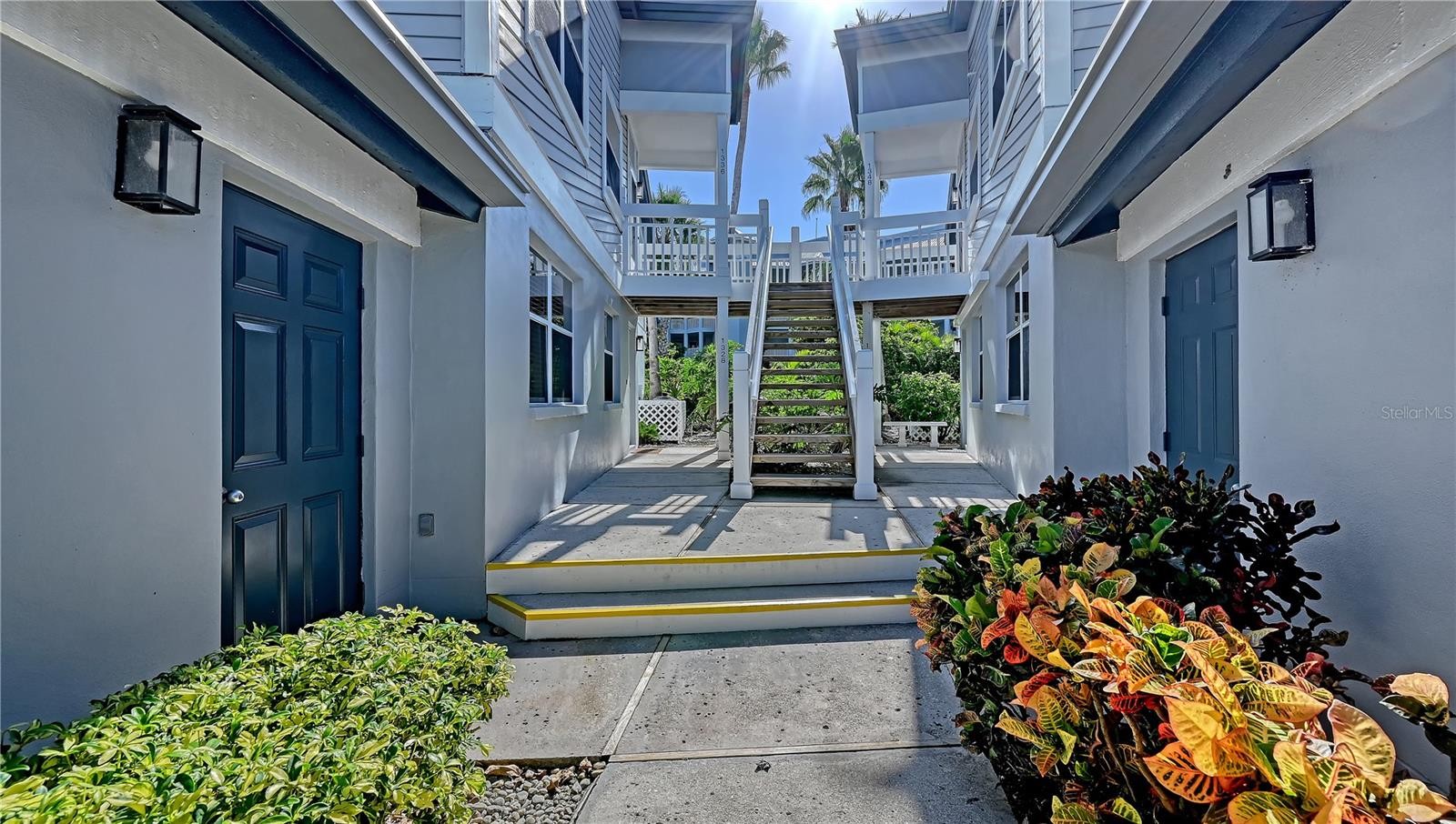 1328 SIESTA BAYSIDE DR #1328C