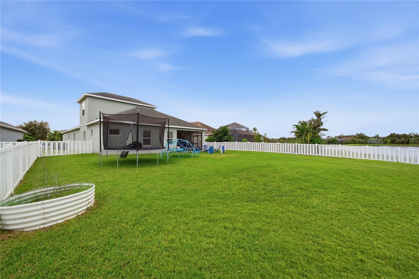 1322 THORNBURY DR