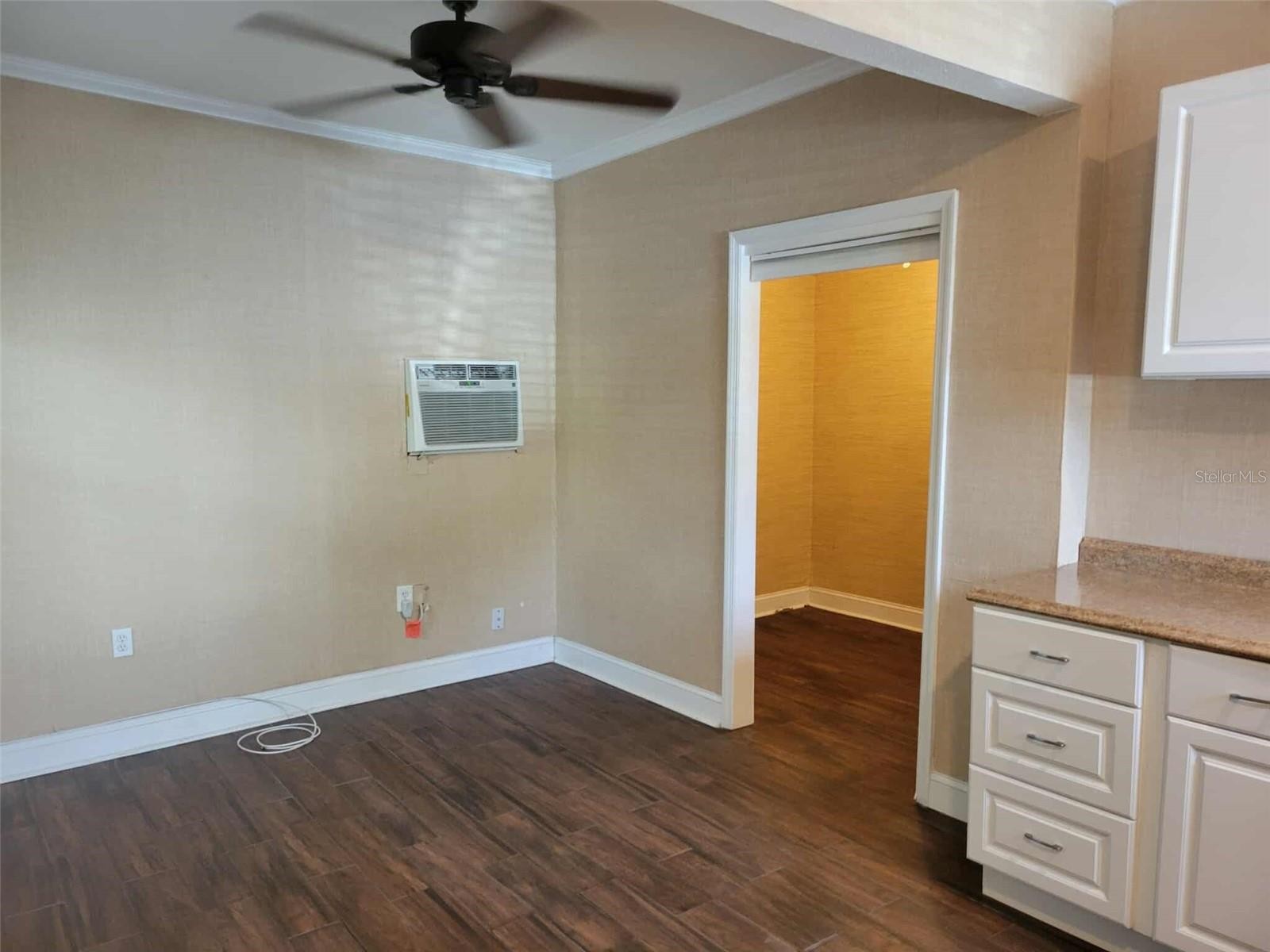 1759 FRUITVILLE RD #Garage