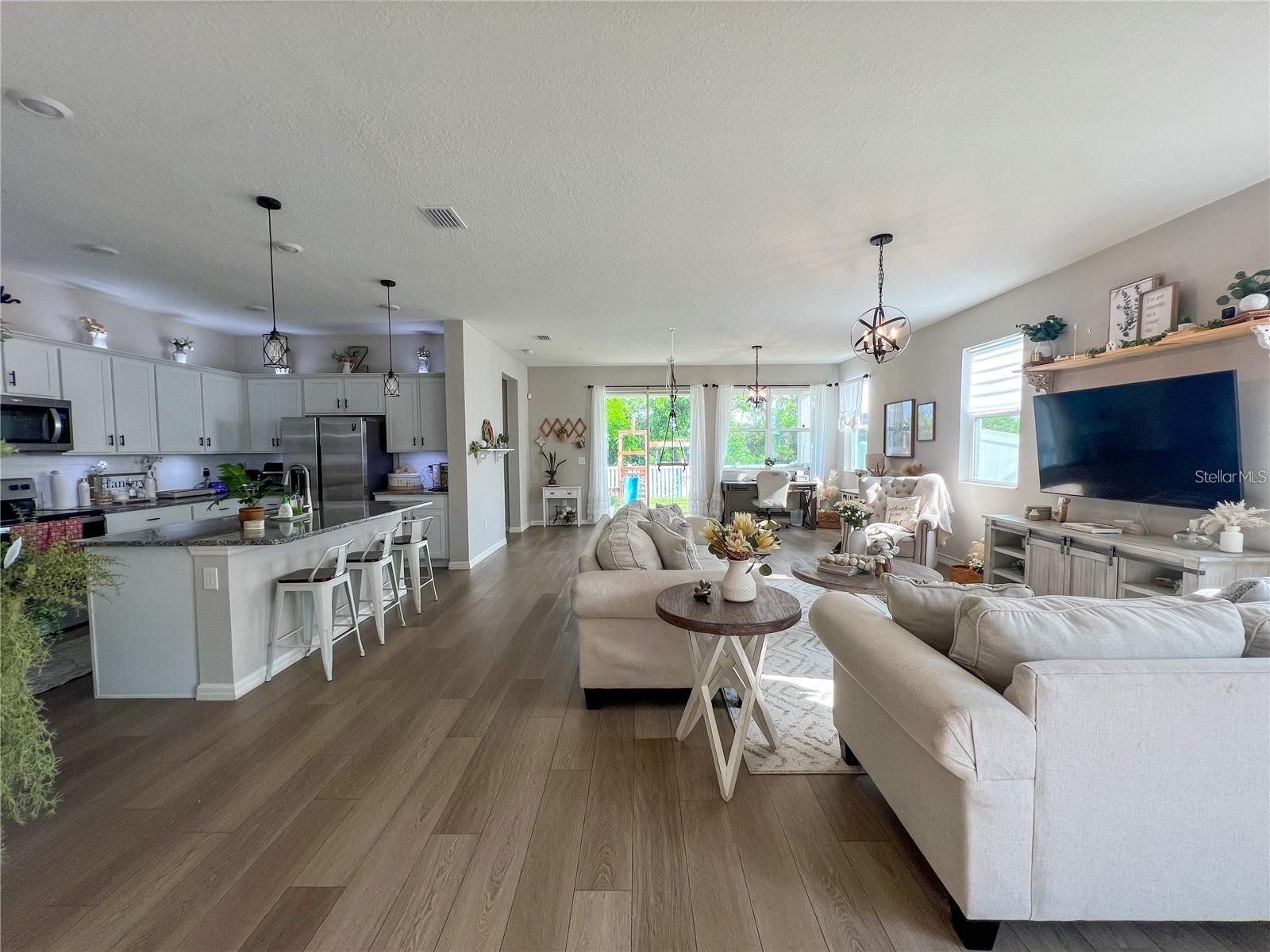 3567 74TH AVENUE CIR E