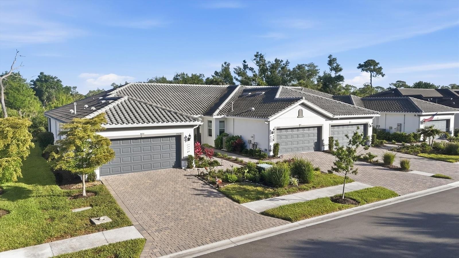 25029 PEARL LAKE CIR #25029