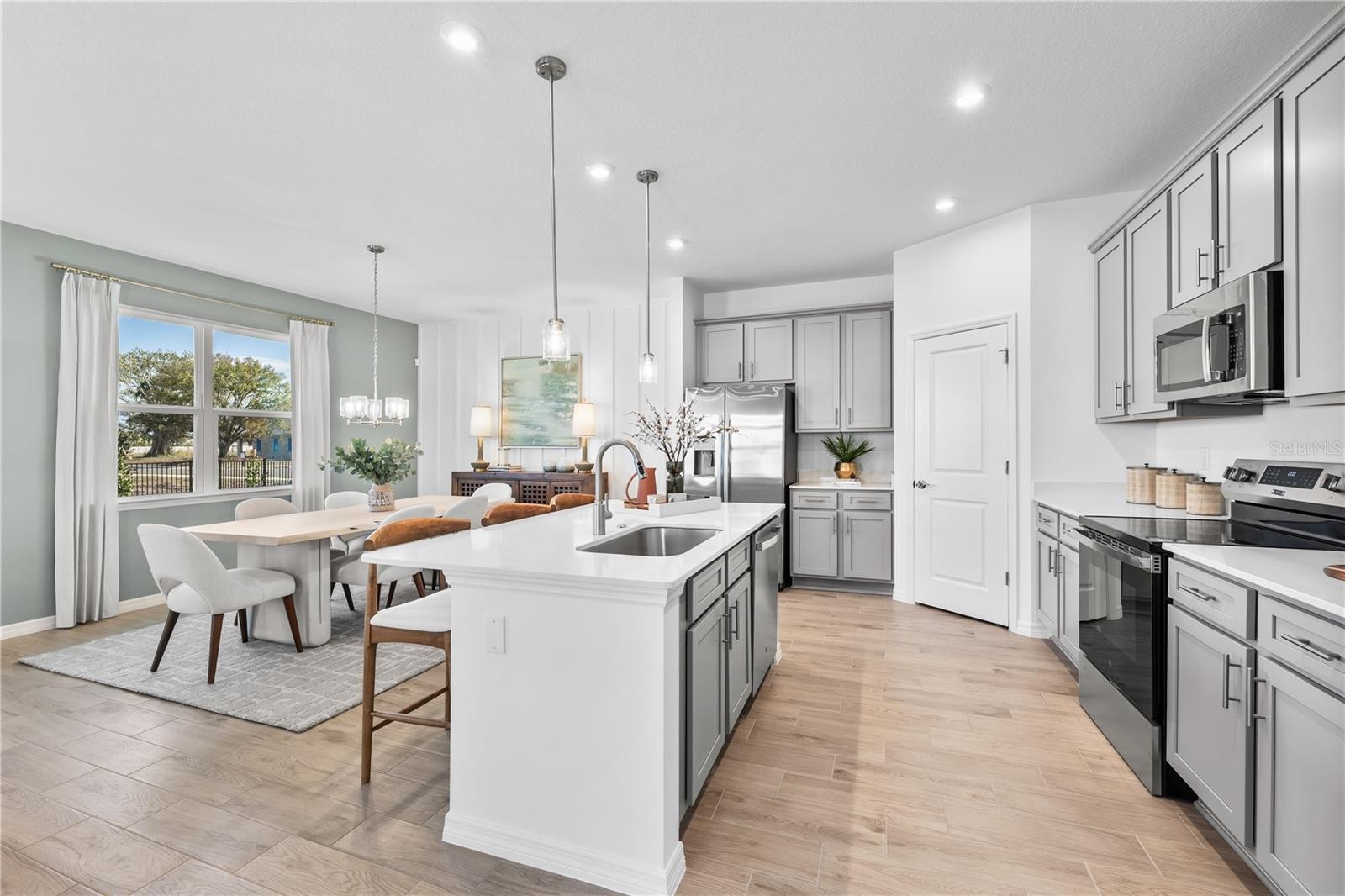 10176 MORNING MEADOWLARK TRL