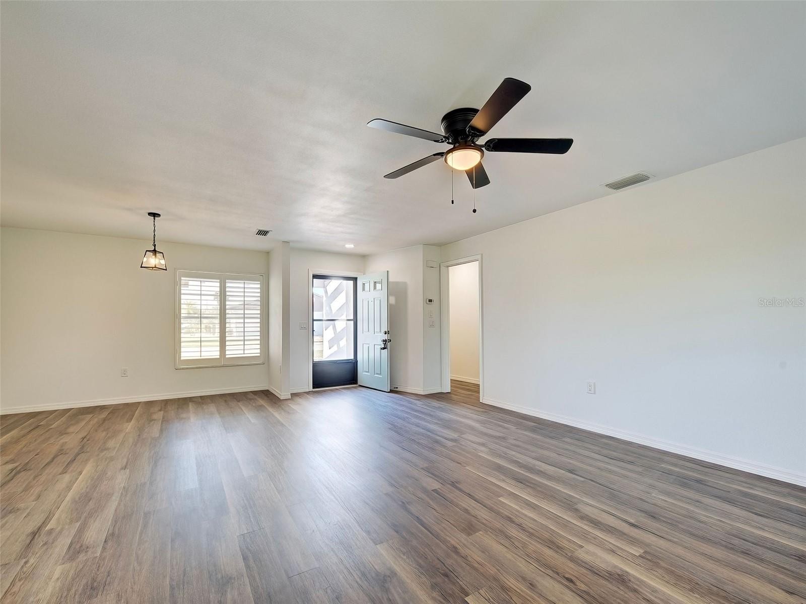 631 FOXWOOD BLVD #256