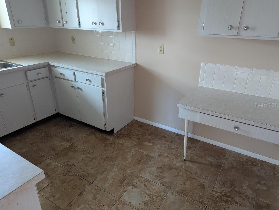 175 ENGLEWOOD HEIGHTS RD