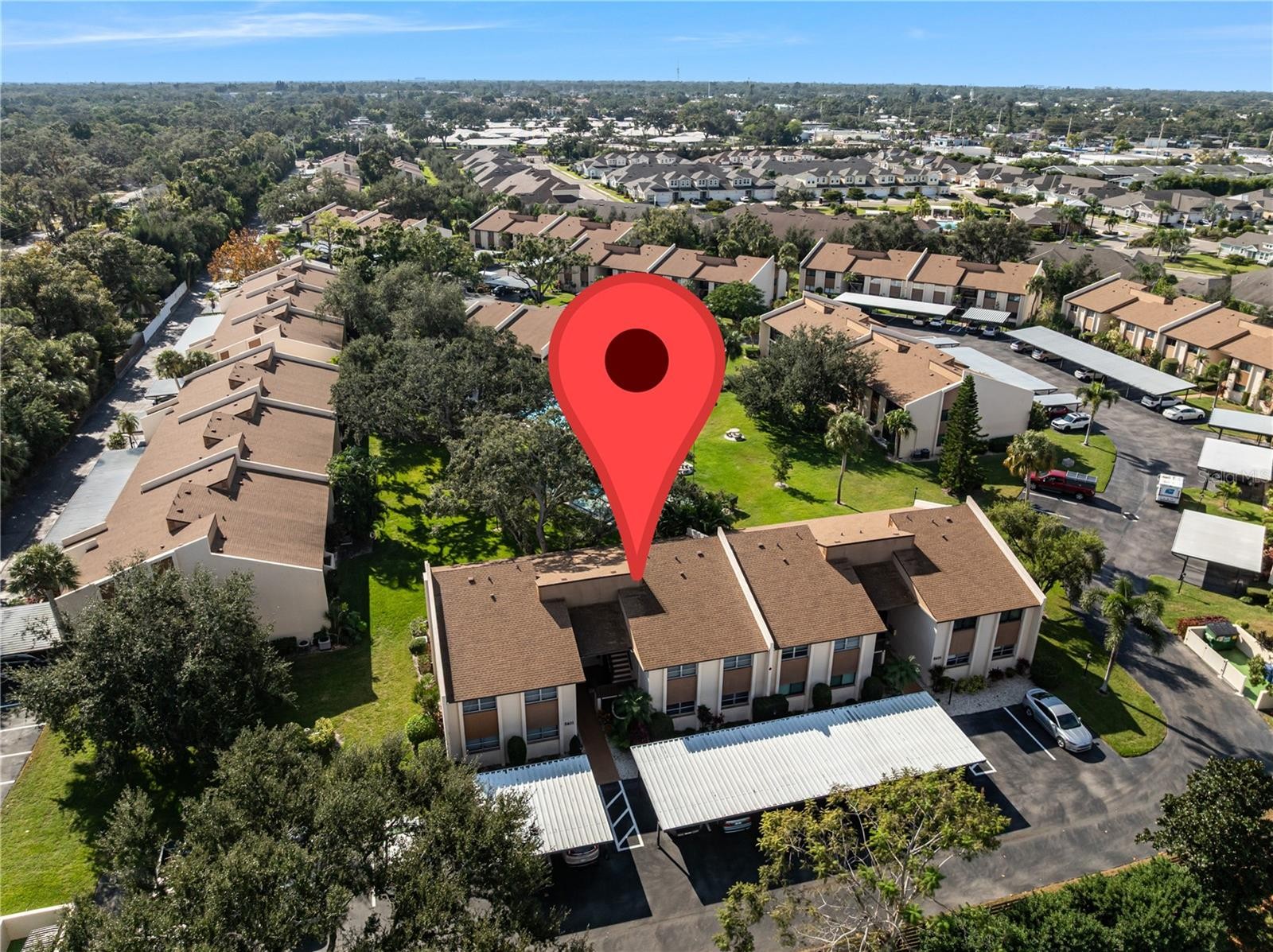 2401 CLUBHOUSE CIR #102