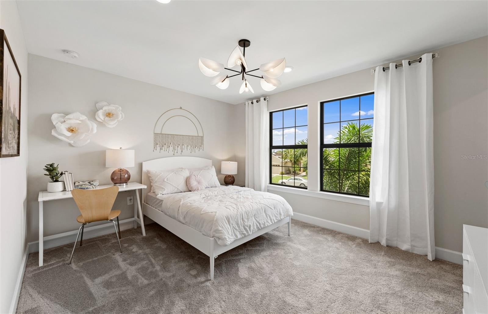 17045 MOONFLOWER DR