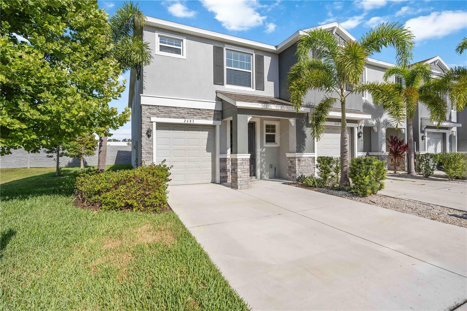 2683 MIDNIGHT PEARL DR