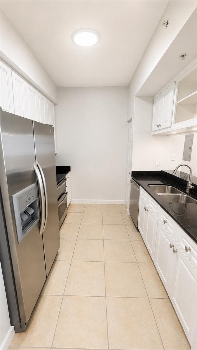 1064 N TAMIAMI TRL #1304