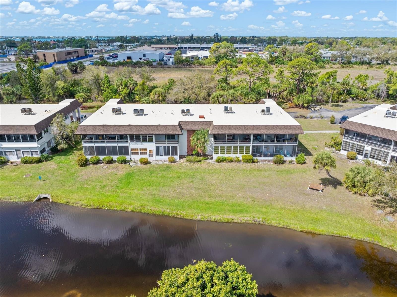 2 QUAILS RUN BLVD #8