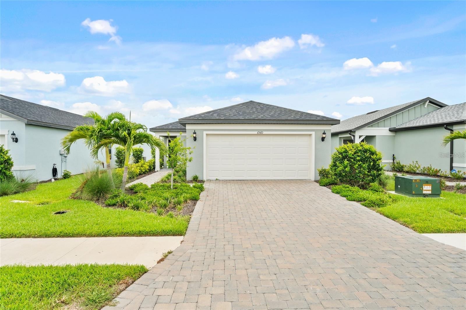 6560 SILVERSTAR DR