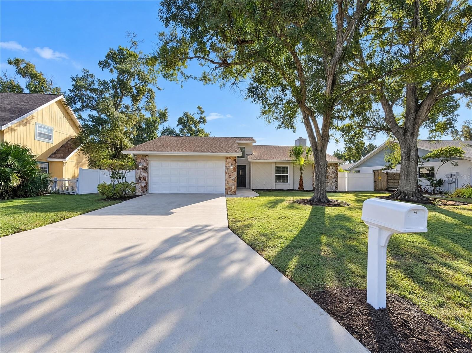 8421 CYPRESS LAKE CIR