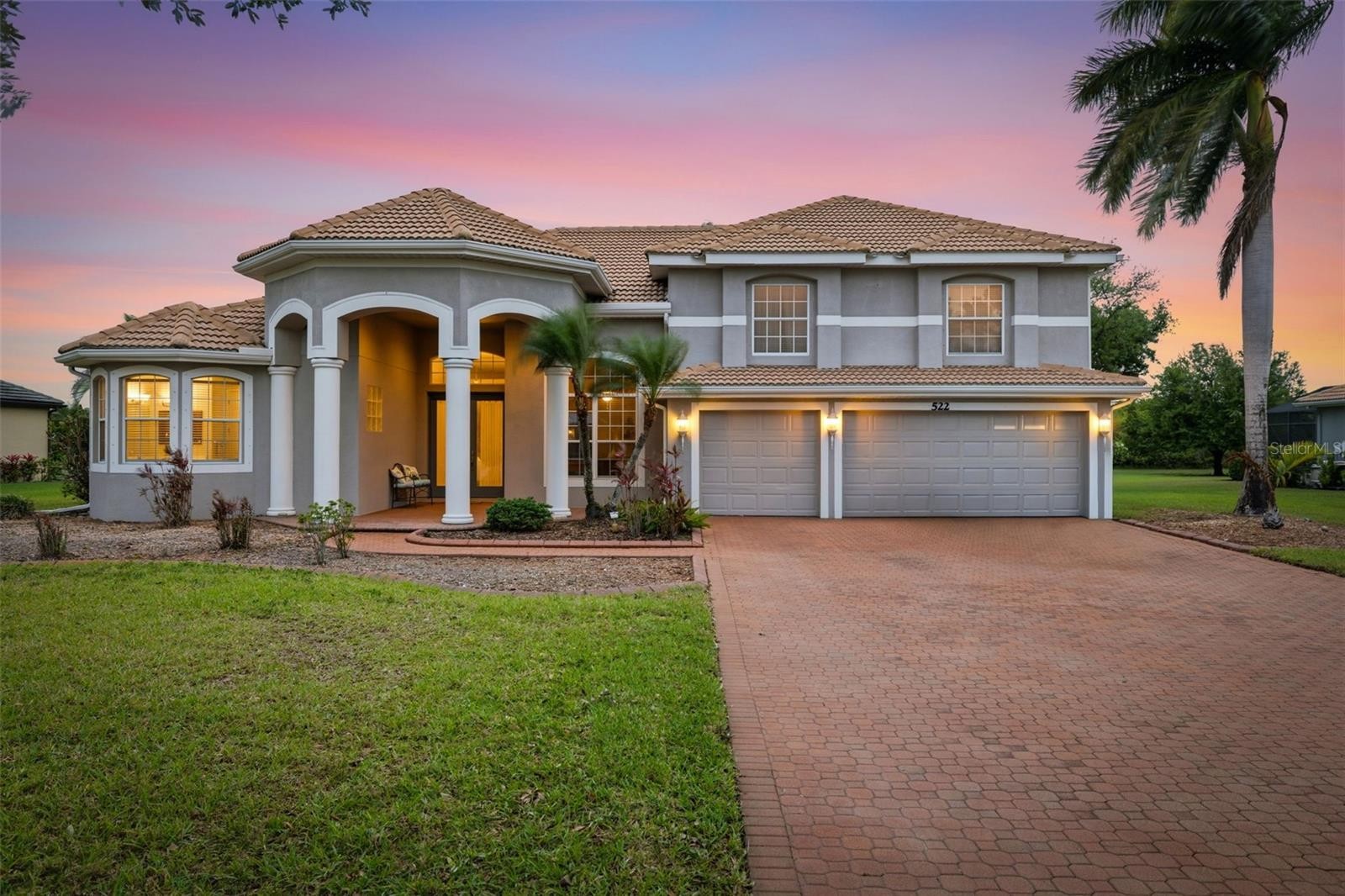 522 COUNTRY MEADOWS WAY