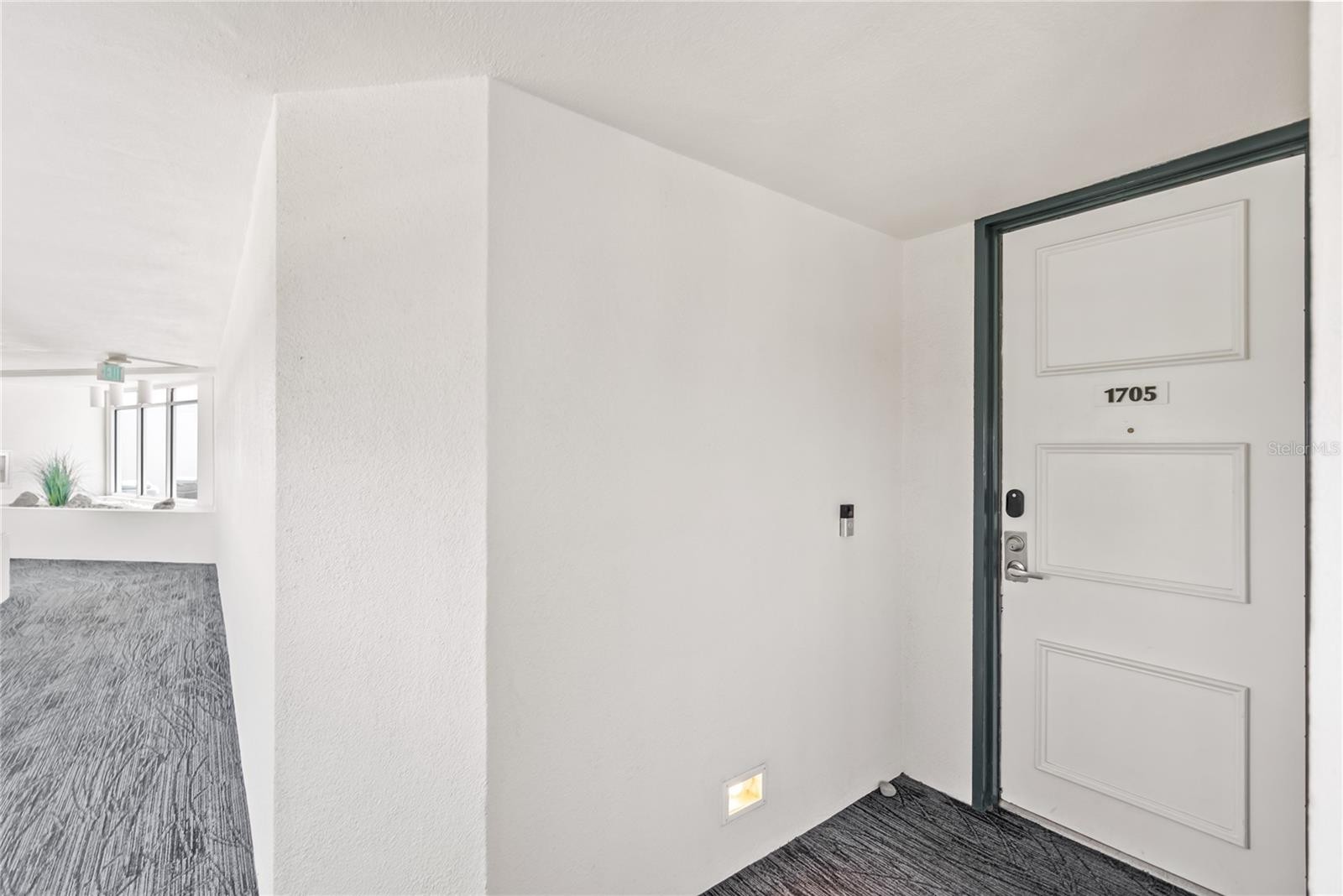 888 BOULEVARD OF THE ARTS #1705