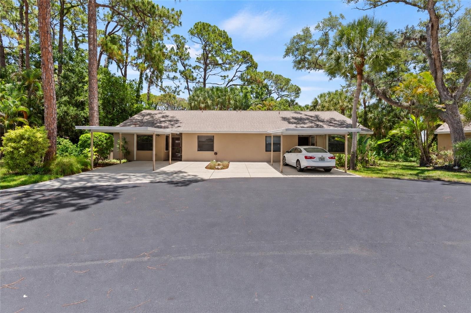 4845 VILLAGE GARDENS DR #177