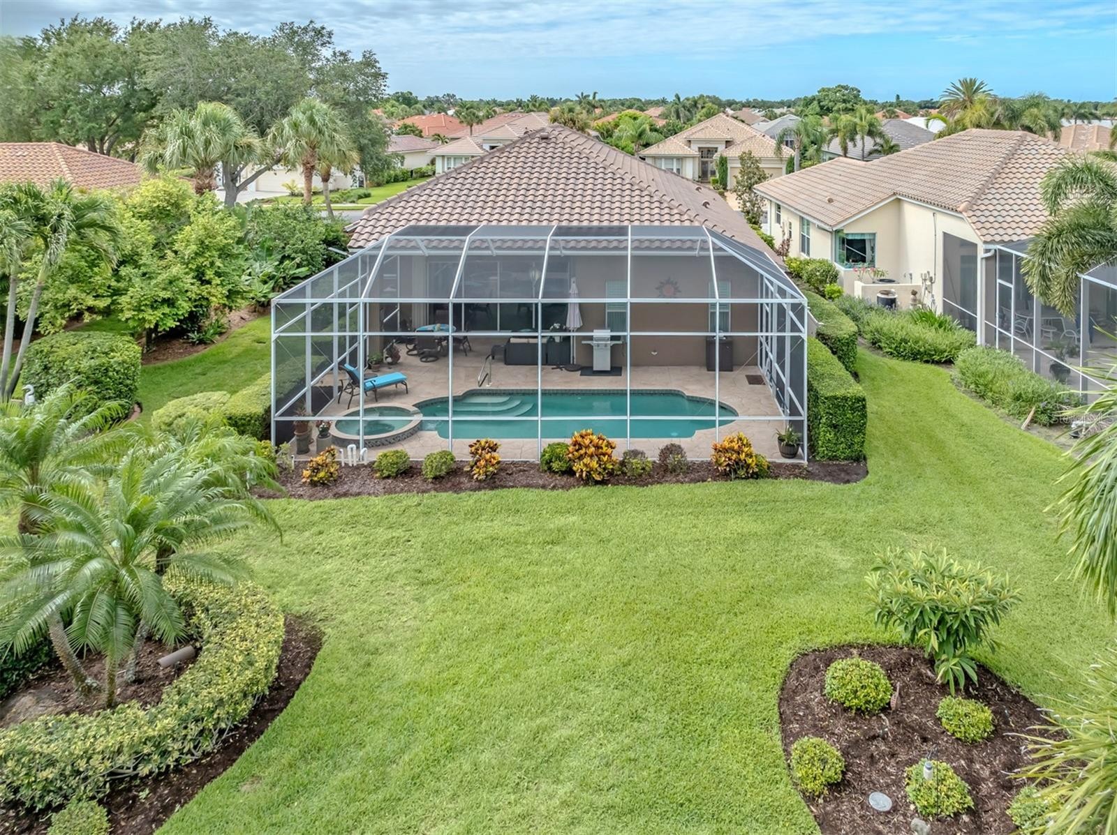 761 SILK OAK DR