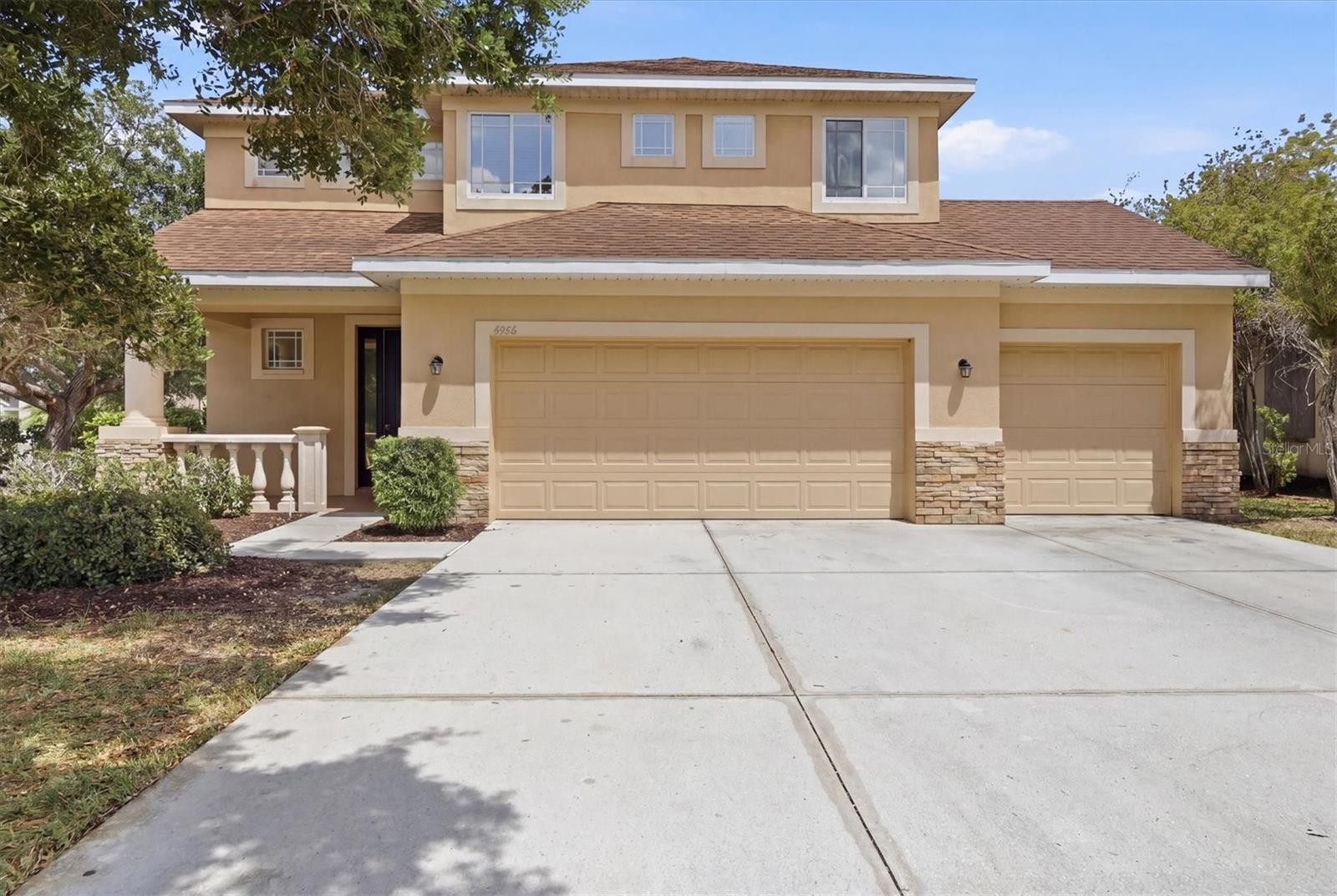 4266 67TH AVENUE CIR E