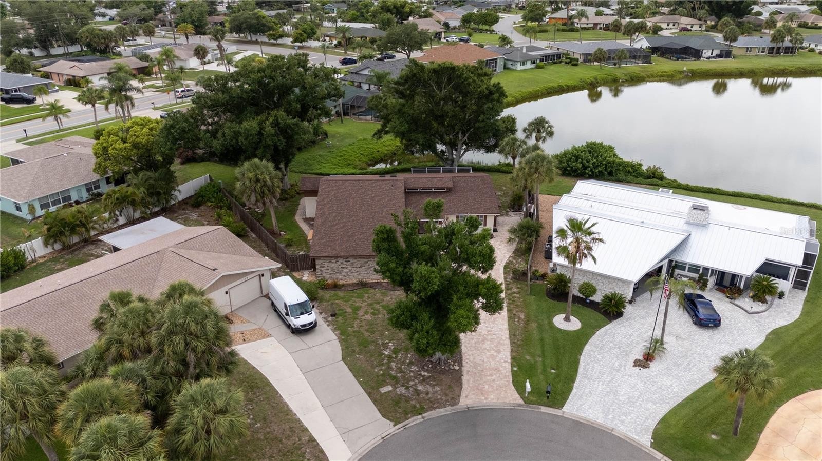 1141 SLEEPY HOLLOW CT