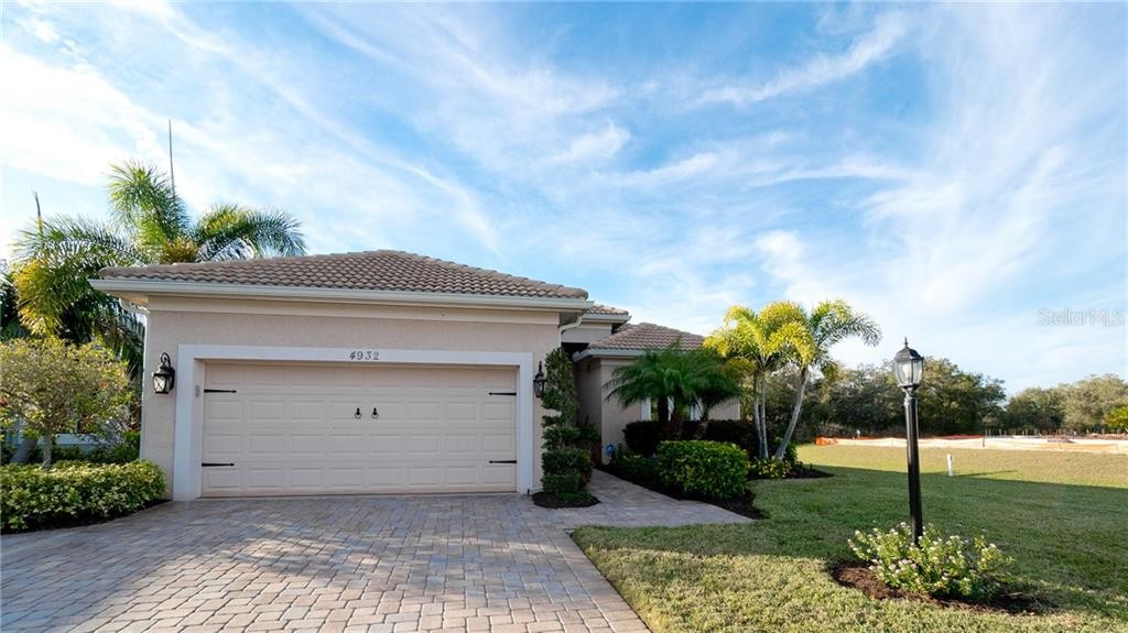 4932 TOBERMORY WAY