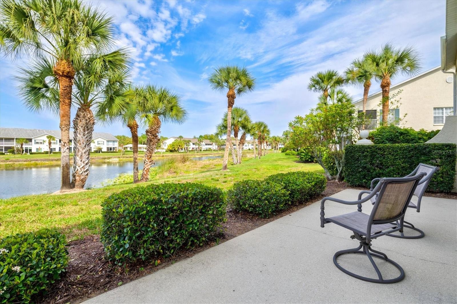 404 LAUREL LAKE DR #105