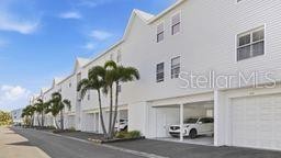 3607 E BAY DR #211