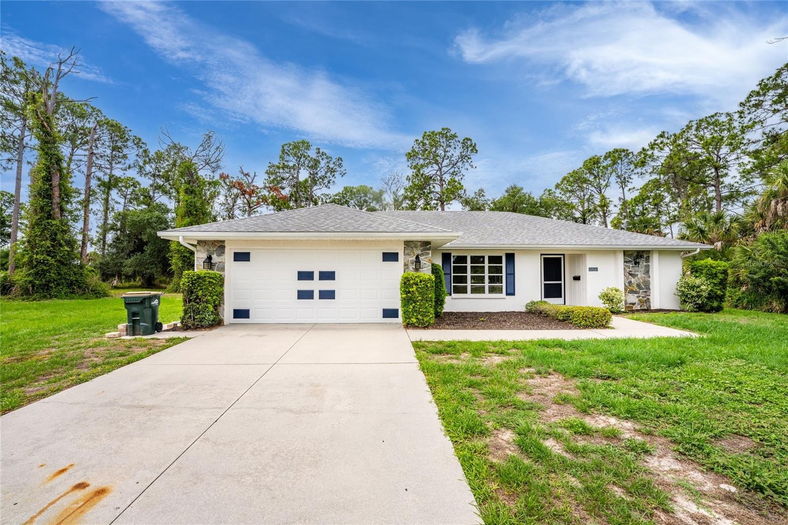 3371 TRAVERSE AVE