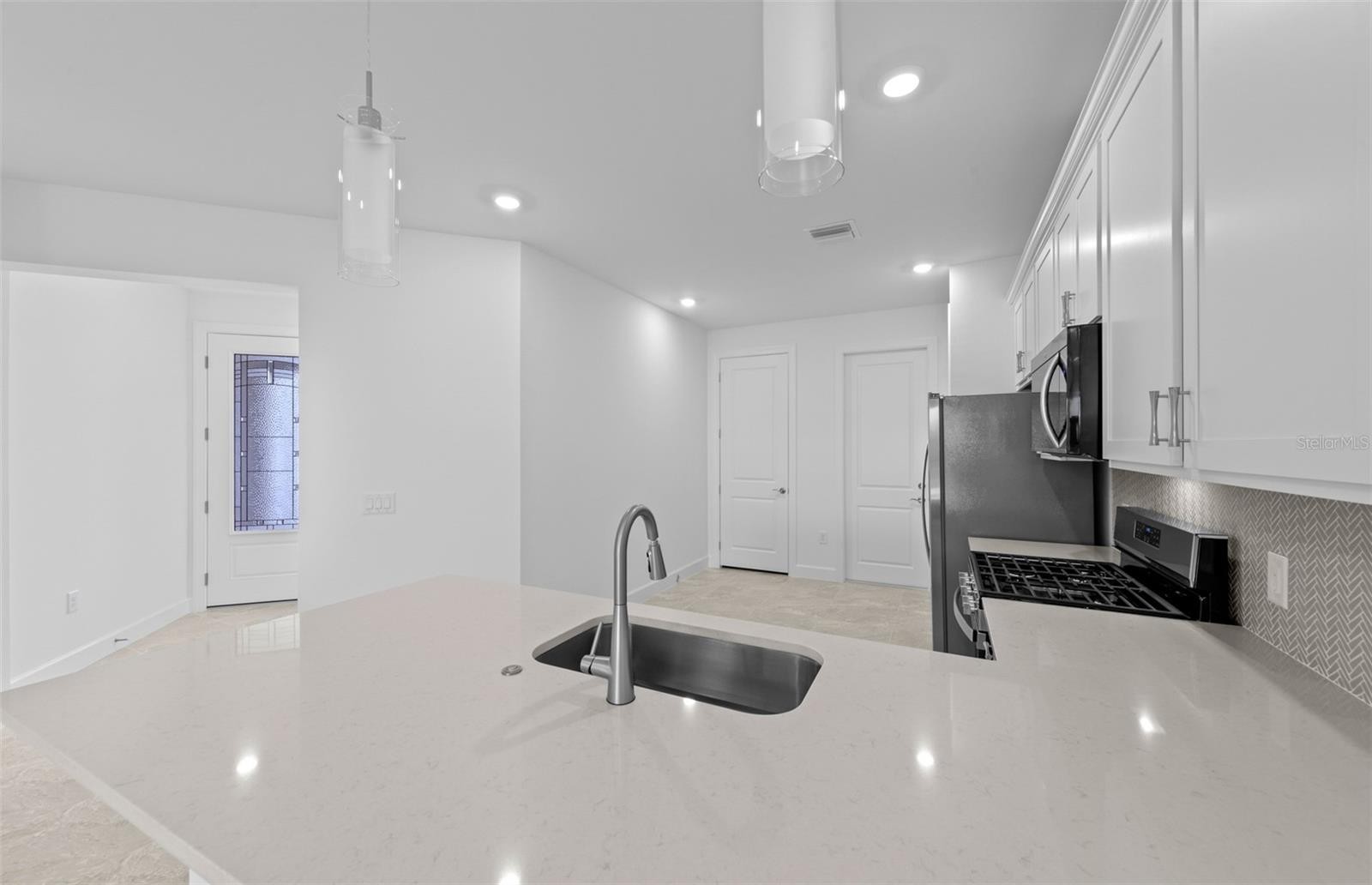 18828 INDIAN ROCK PL