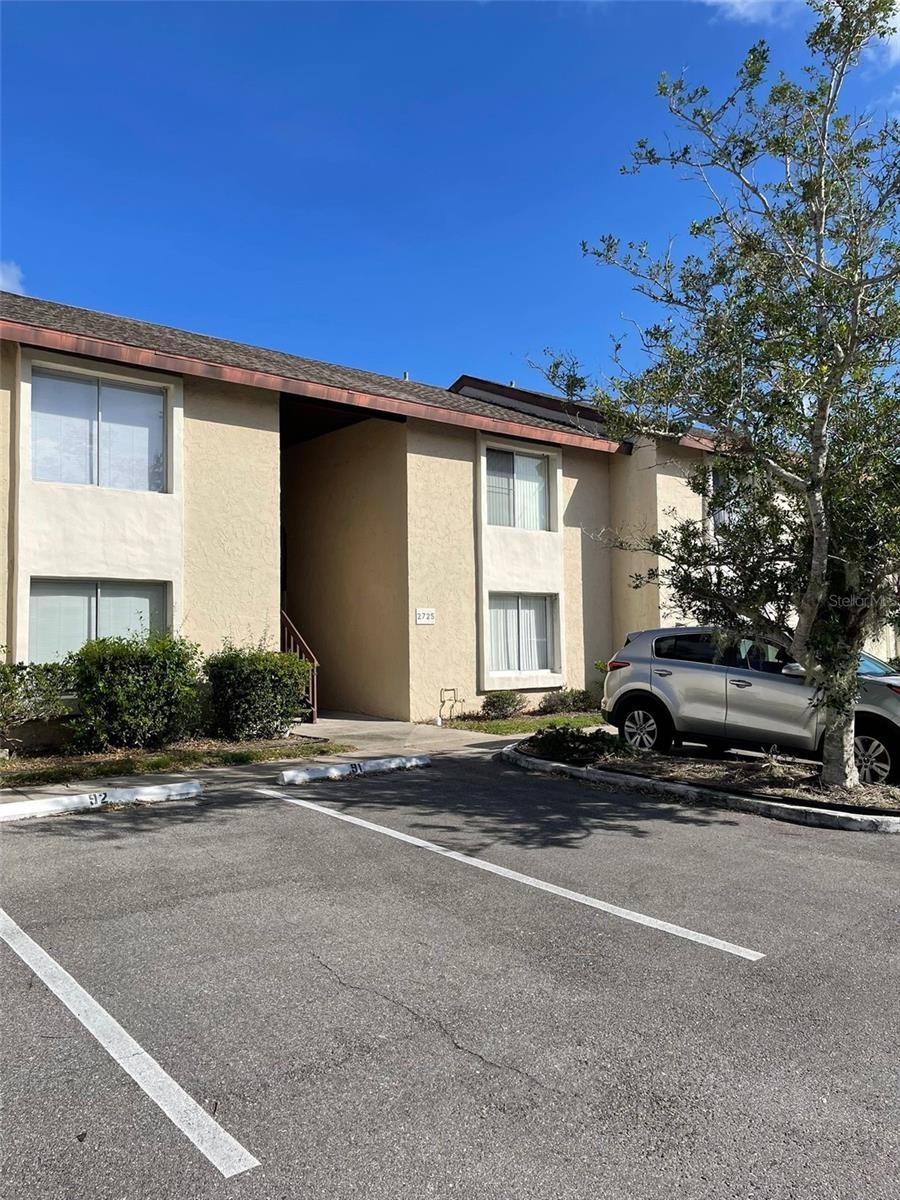 2725 HIDDEN LAKE BLVD #C