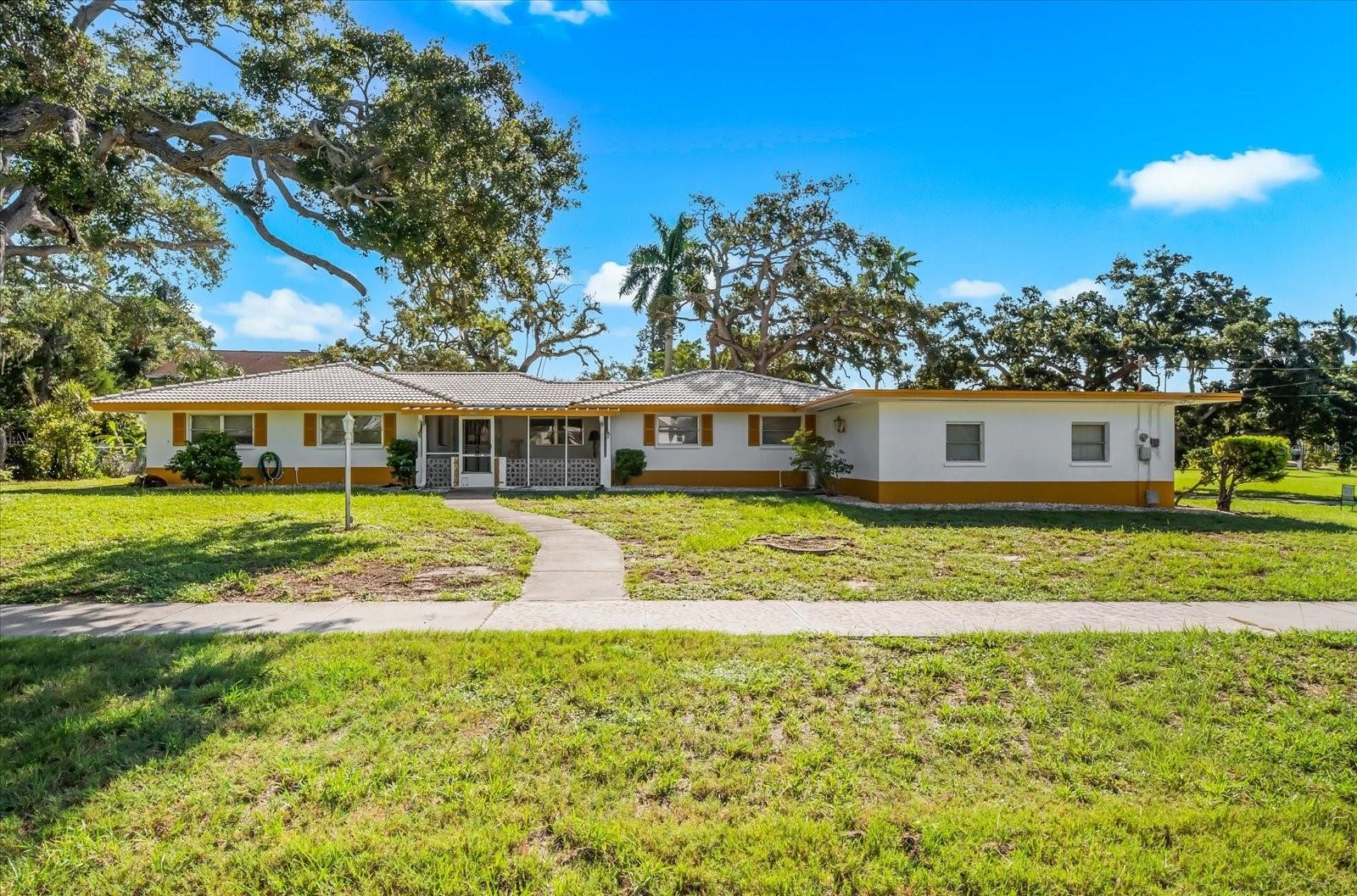 507 PALMA SOLA BLVD
