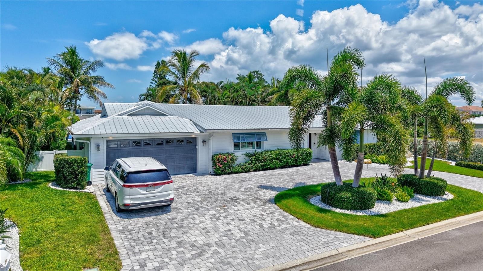 571 RANGER LN