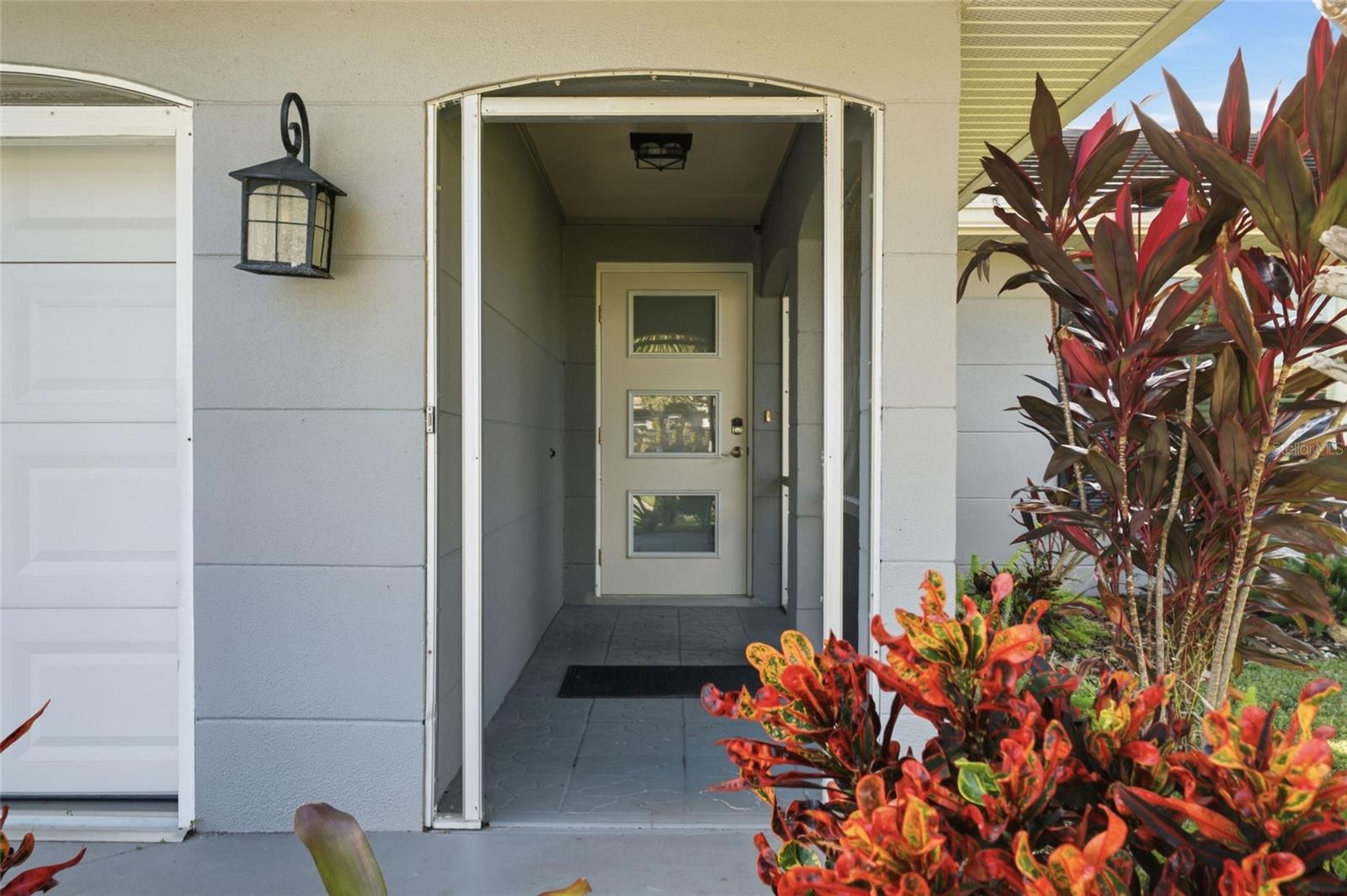 204 MONET DR