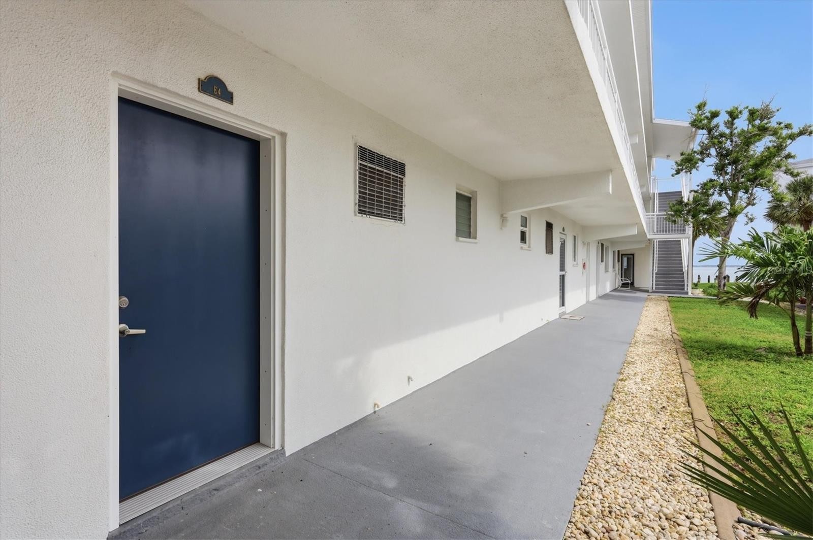 769 JOHN RINGLING BLVD #4
