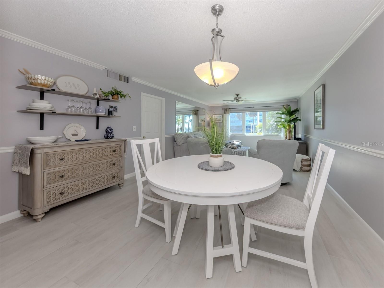 500 THE ESPLANADE N #102