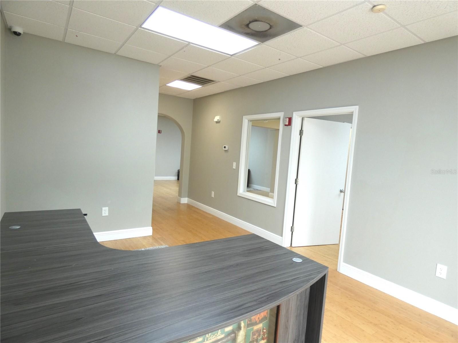 1882 PORTER LAKE DR #106