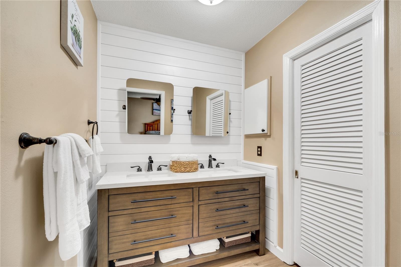 4 ANTIGUA CIR #6