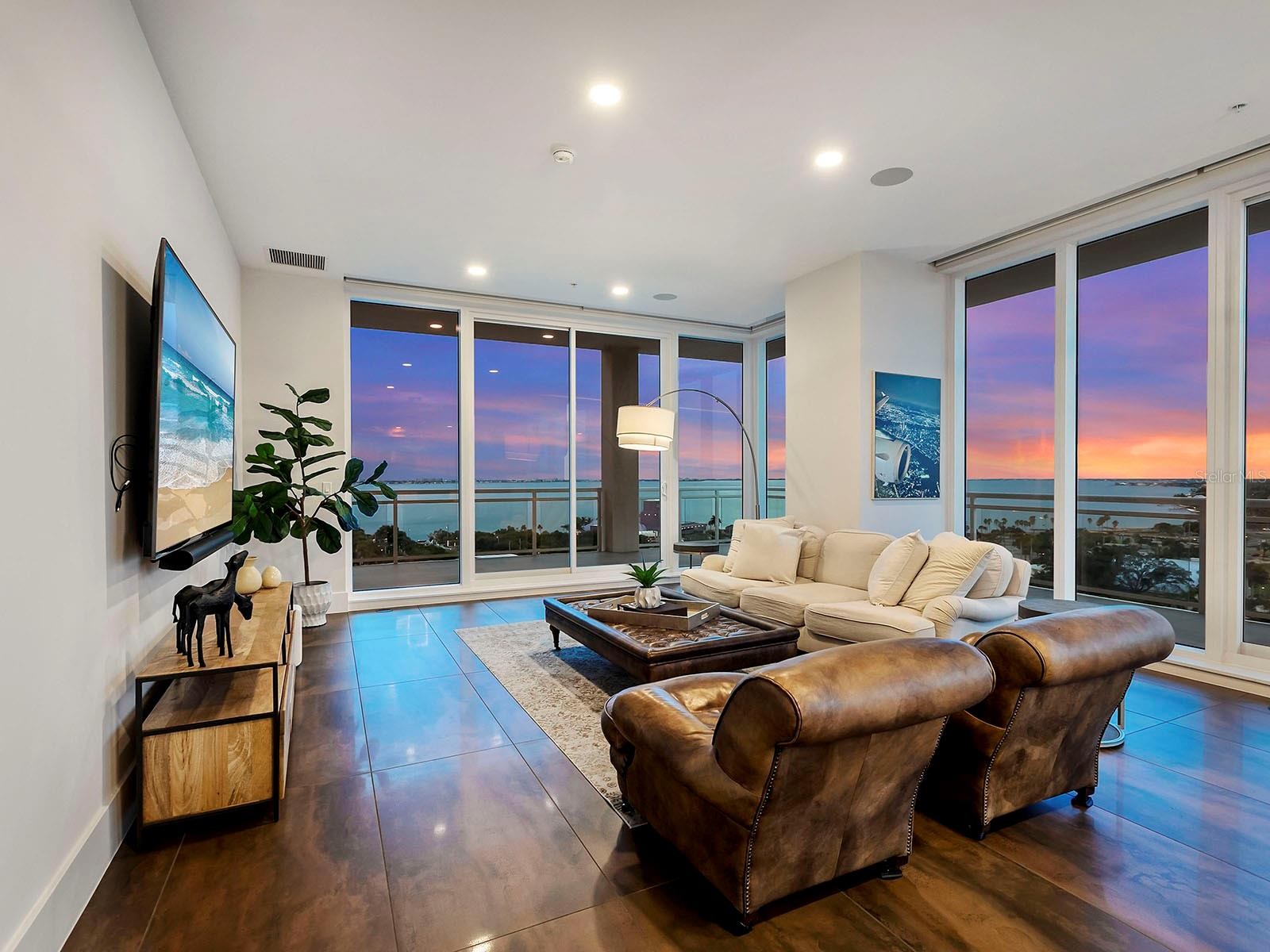 540 N TAMIAMI TRL #1201