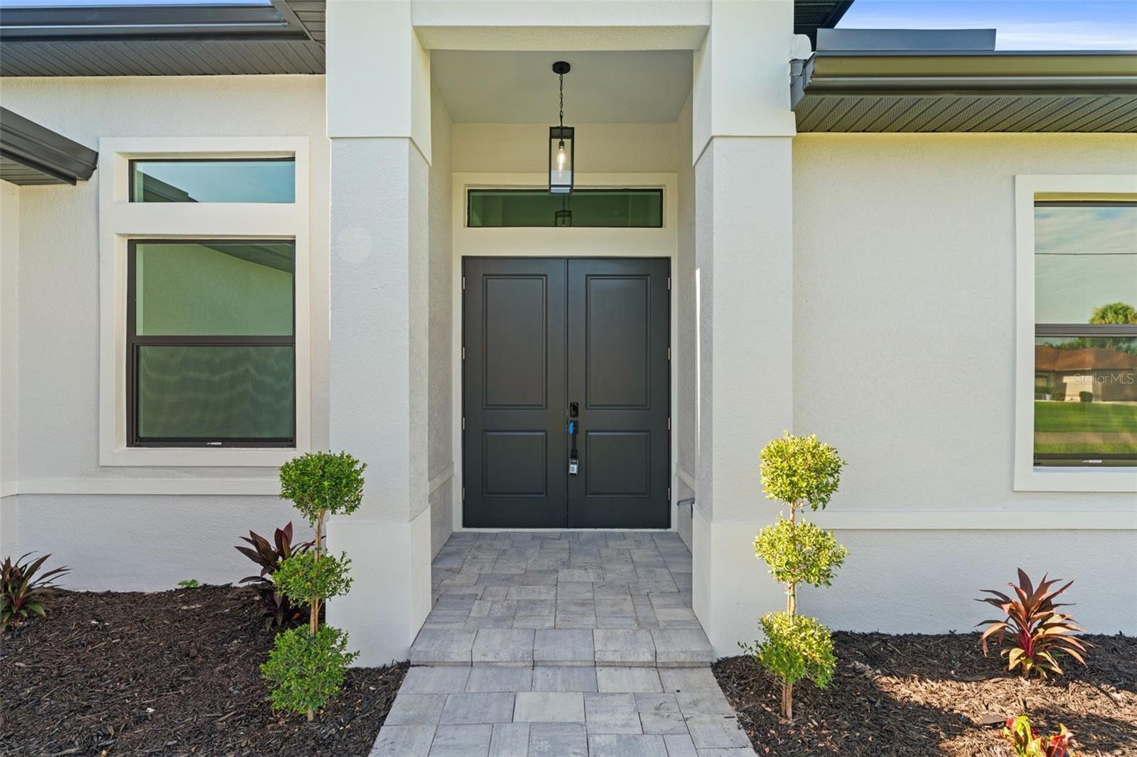 3271 ZORATOA AVE
