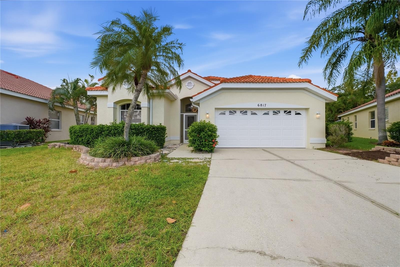 6817 SUPERIOR STREET CIR