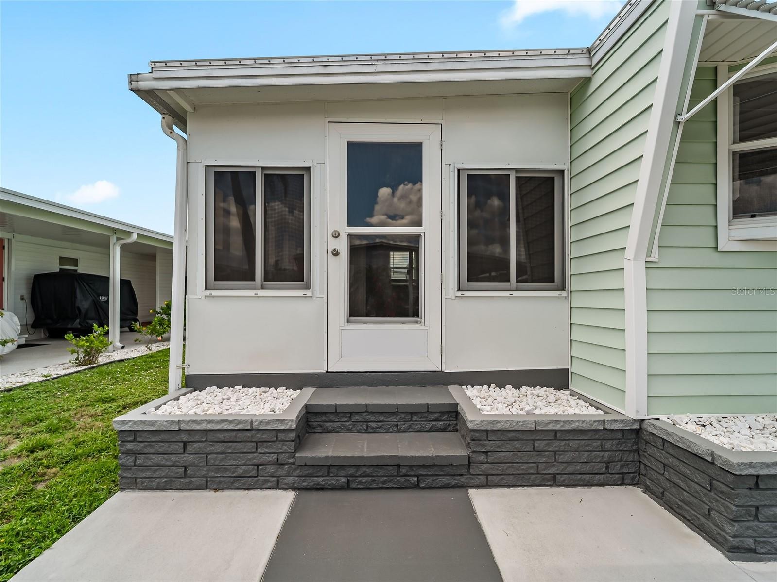 3402 SHINGLE OAK TER