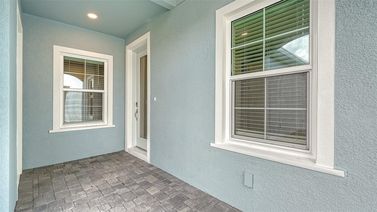 2373 BLUE MAHOE LN
