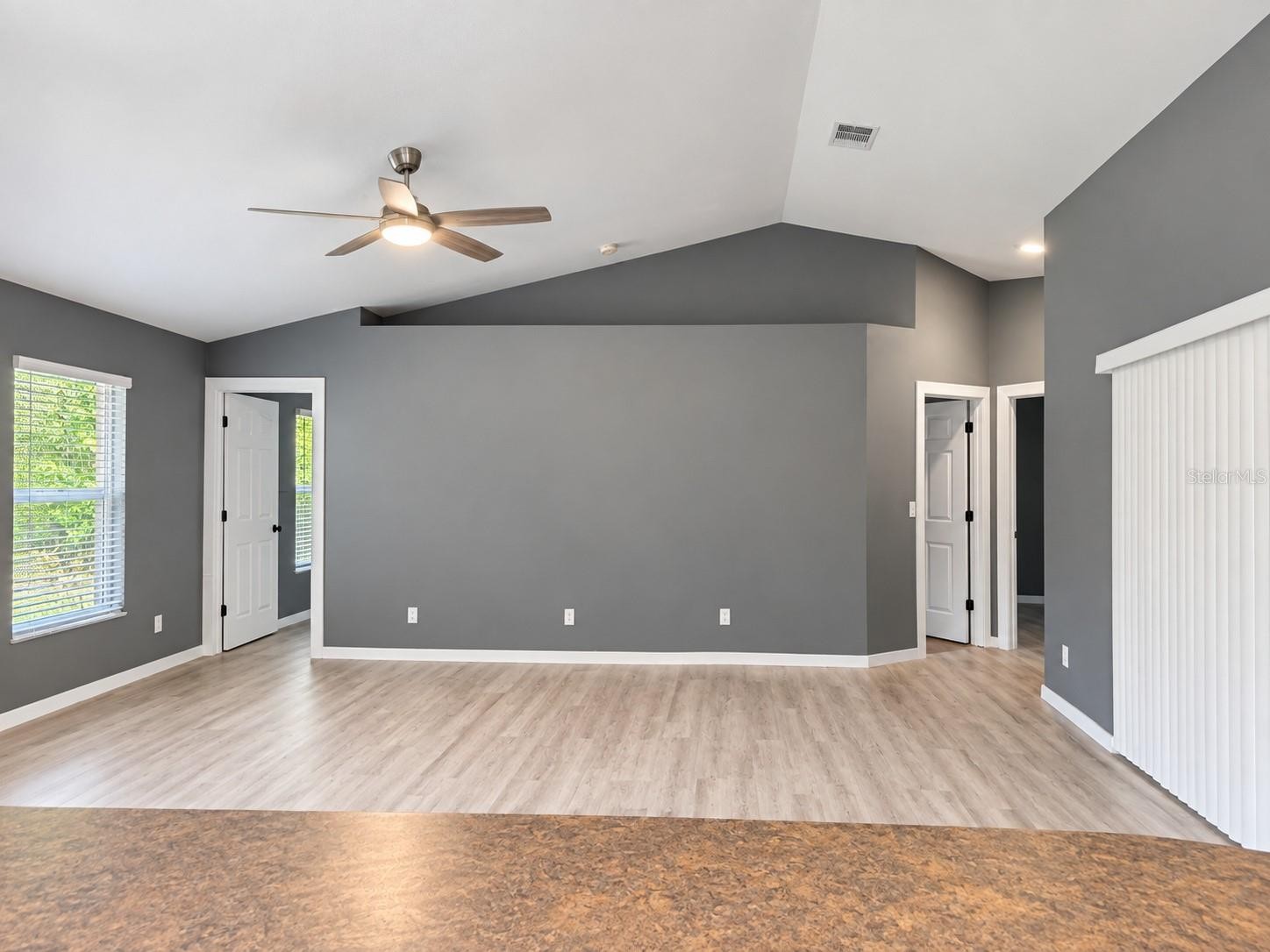 8439 GLOVER AVE