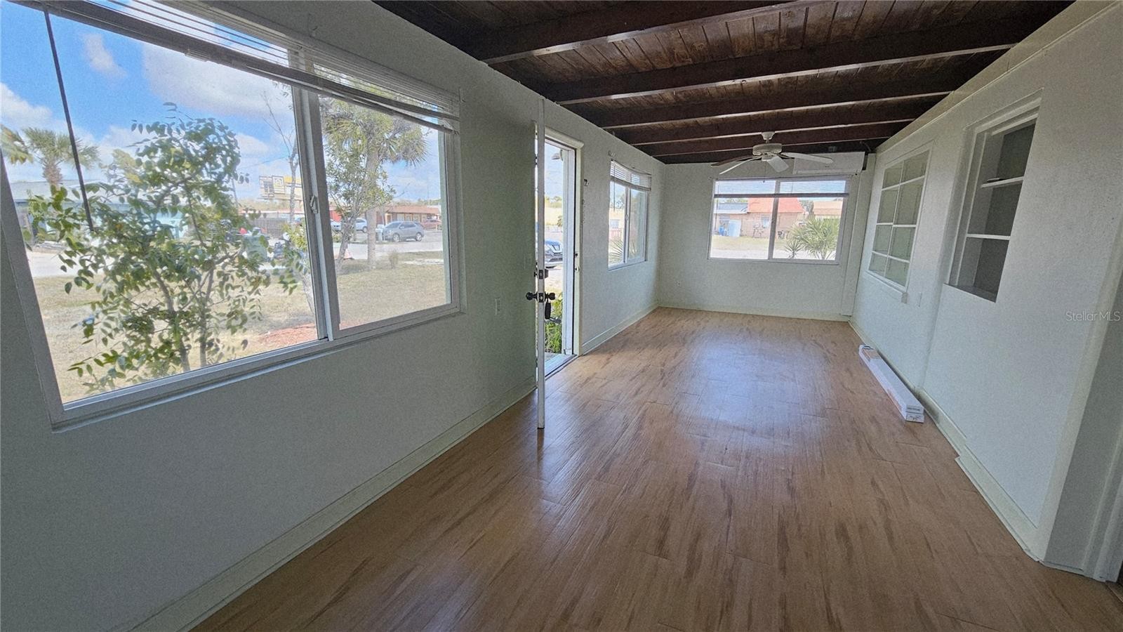 45 W LANGSNER ST ##A