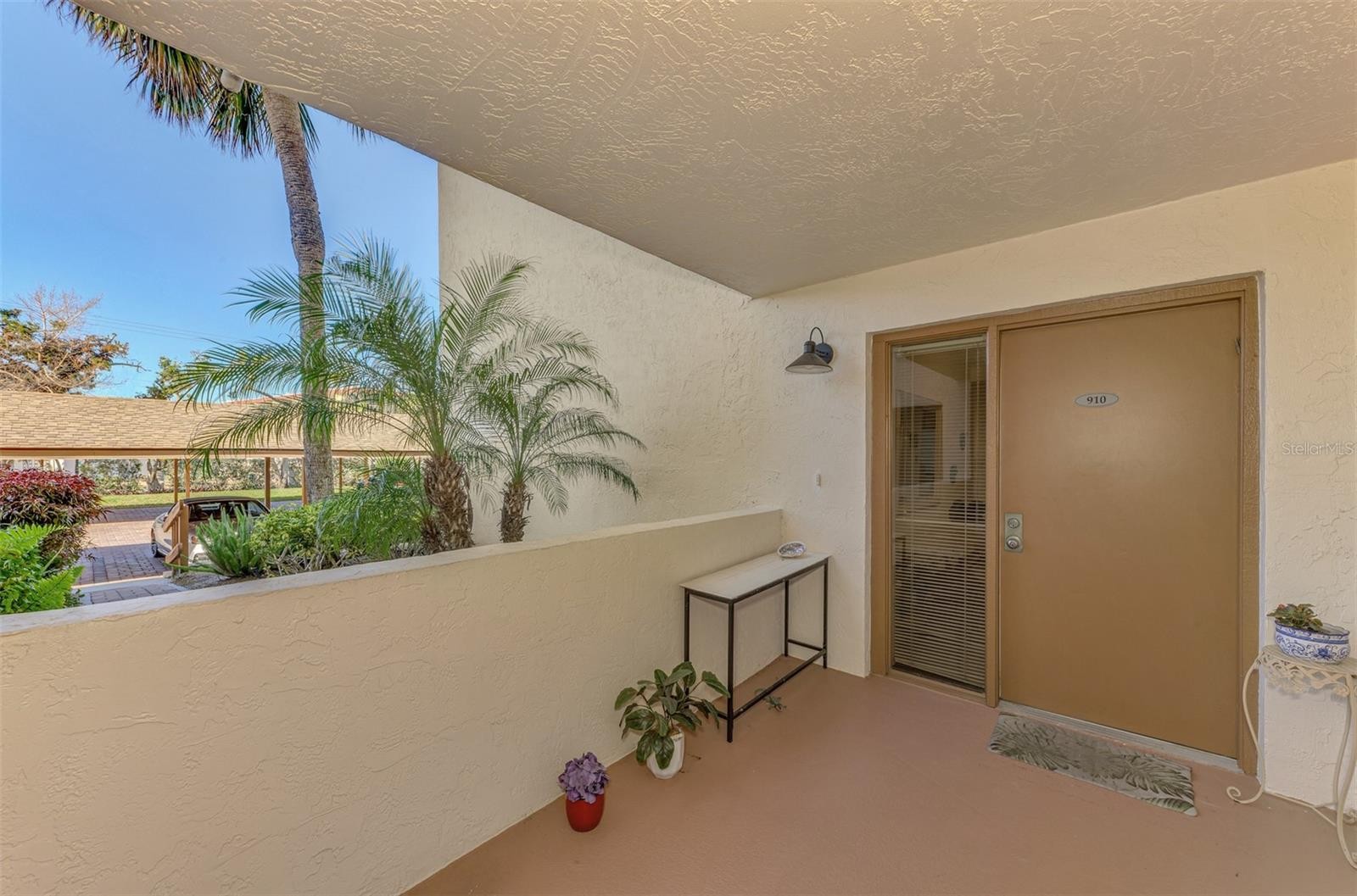 1100 COVE II PL #910