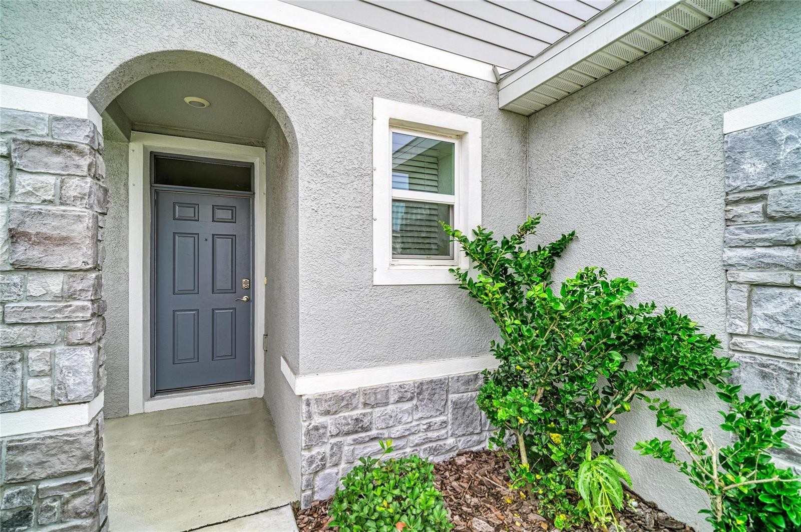 16818 YARD SPRING DR