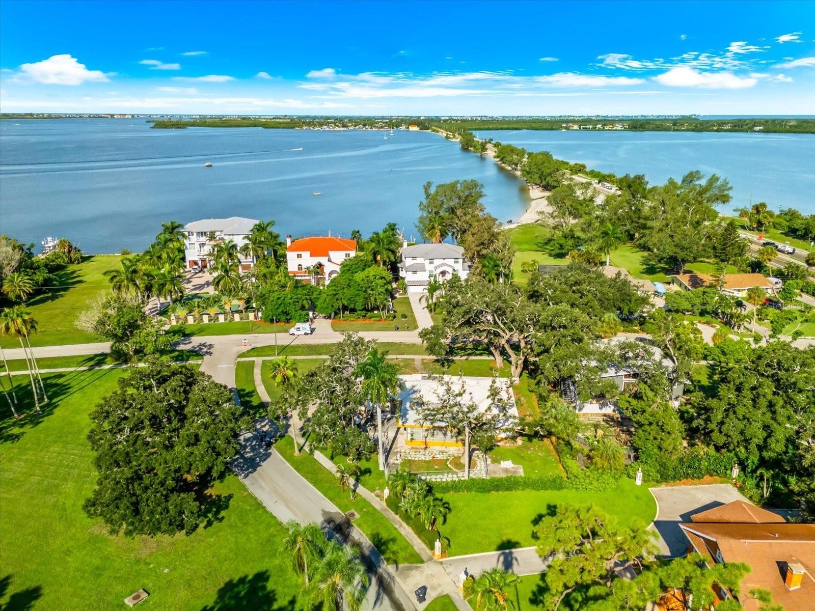 507 PALMA SOLA BLVD