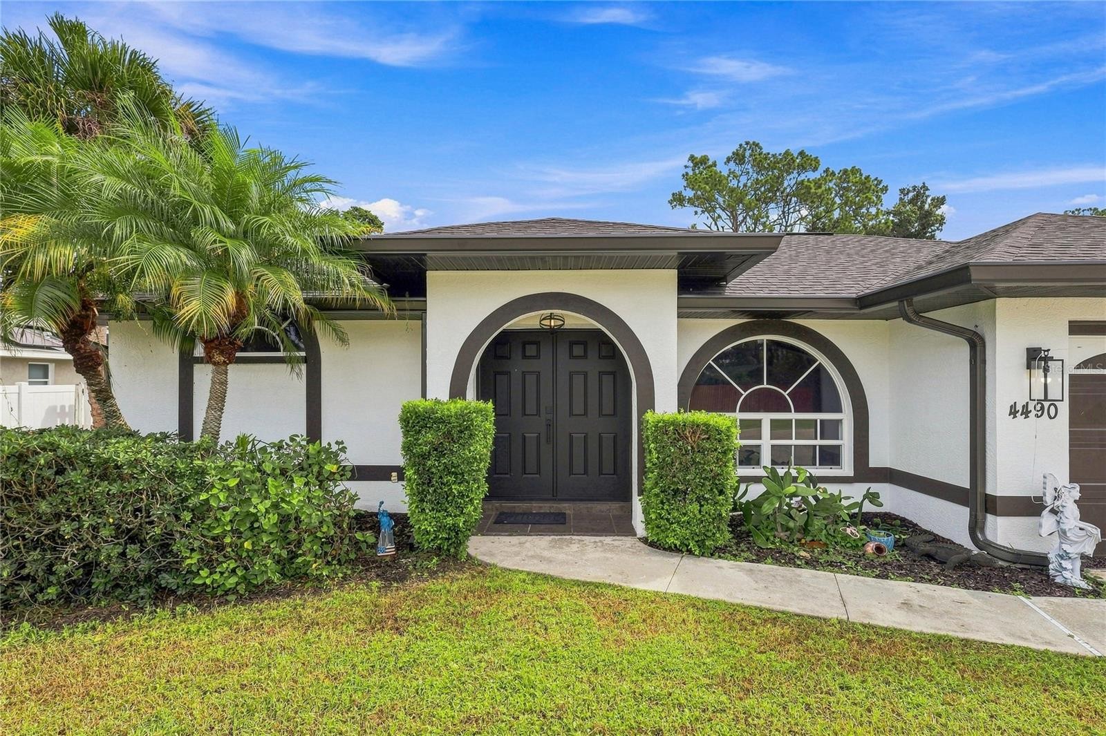 4490 COMPTON LN