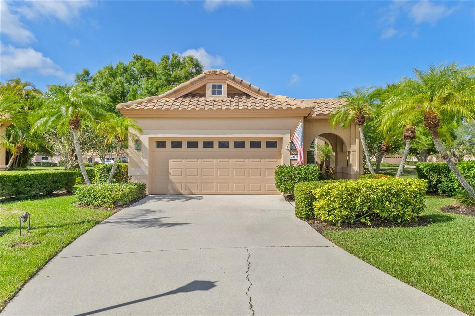7106 LA RONDA CT