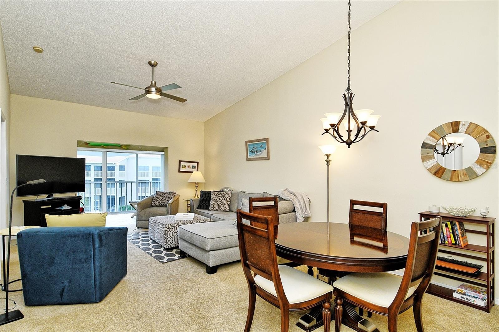 9610 CLUB SOUTH CIR #4302