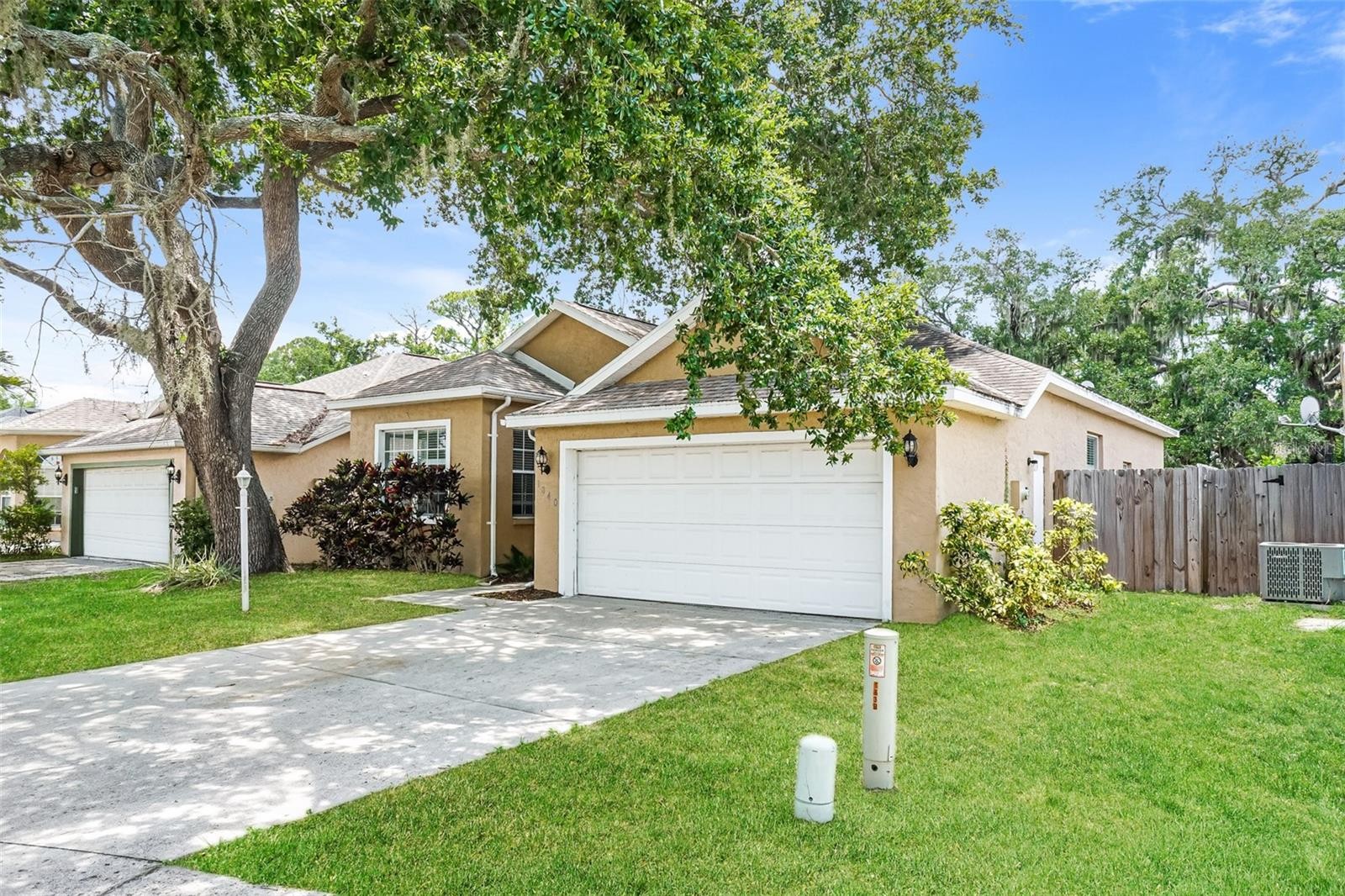 1840 SUMMER WALK CIR